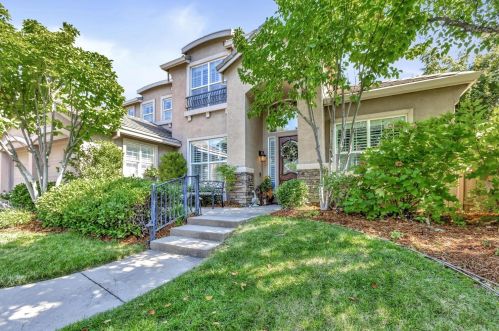 1905 Wesley Dr, Folsom, CA 95630-6112