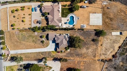 8079 Golden Star Ave, Riverside CA  92506-5710 exterior