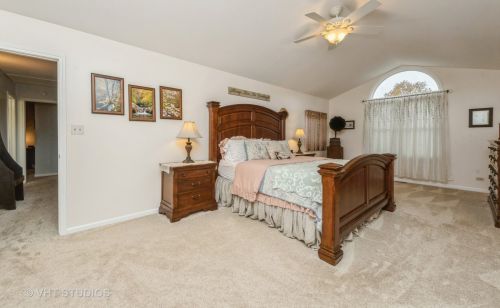 2313 Elk Dr, Spring Grove IL  60081-8782 exterior