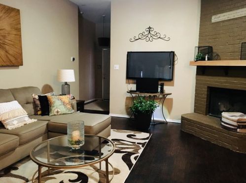 1804 Kingsbrook Trl, Fort Worth, TX 76120-5072