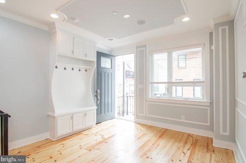 1531 Dorrance St, Philadelphia PA  19146-4625 exterior