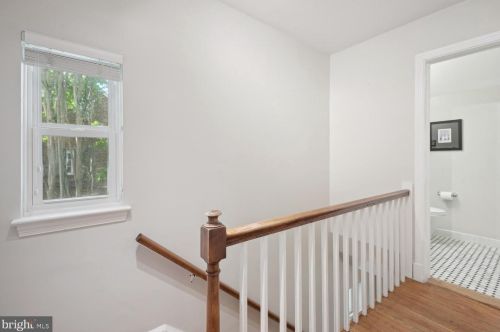 2400 Seminary Rd, Silver Spring MD 20910-1368 exterior