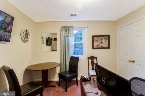 12606 Meadowood Dr, Silver Spring MD 20904-2928 exterior