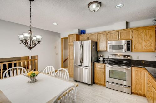 1252 Bucher Ave, Saint Paul MN  55126-8436 exterior