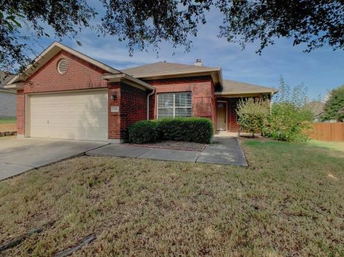 368 Amber Ash Dr, Uhland, TX 78640-5878