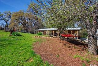 909 Easy Ln, Cape Horn, CA 95713-9645