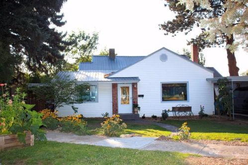 343 Canyon Dr, Eagle Crest, OR 97756-1712