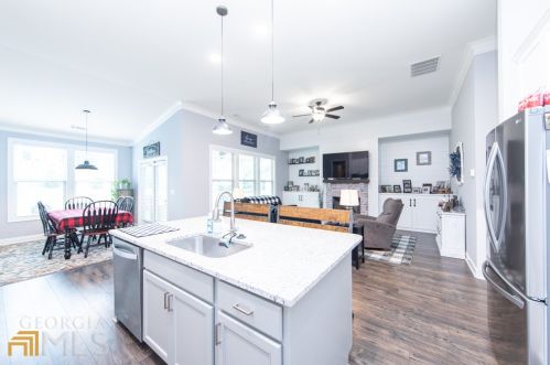 2368 Cotton Gin Row, Jefferson GA  30549-8811 exterior