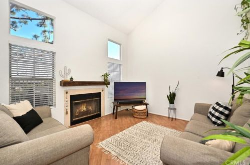 889 Sapphire Ln, Anaheim CA  92807-4864 exterior