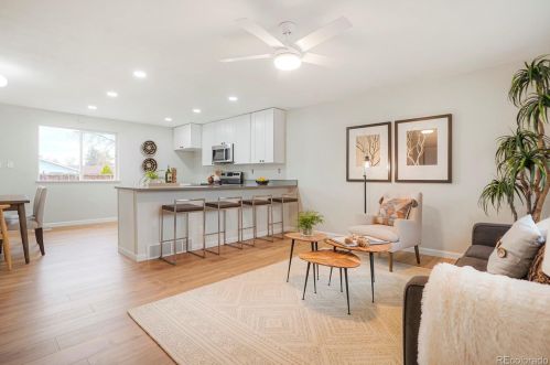 5359 Blackhawk Way, Denver CO  80239-4121 exterior