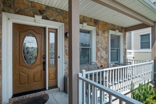 14 Wentick St, Paterson, NJ 07512-2415