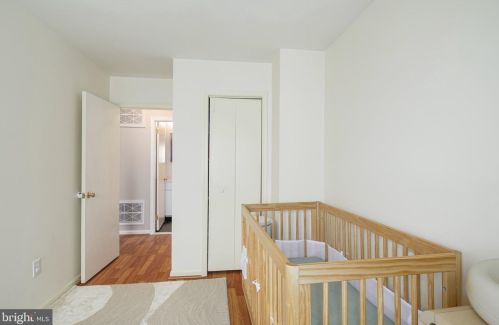 637 Lombard St, Philadelphia PA  19147-1416 exterior