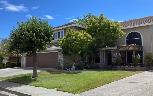 1136 Laurel Oak Ct, Vacaville, CA 95687-7610