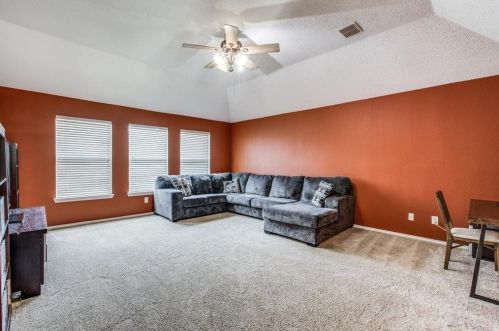 1201 Sheffield Dr, Midlothian TX  76063-7693 exterior