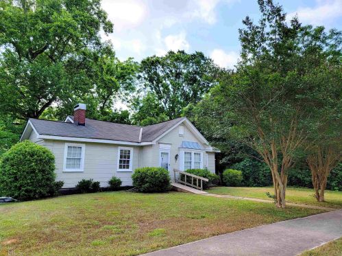 301 Park Ave, Lagrange, GA 30240-3031