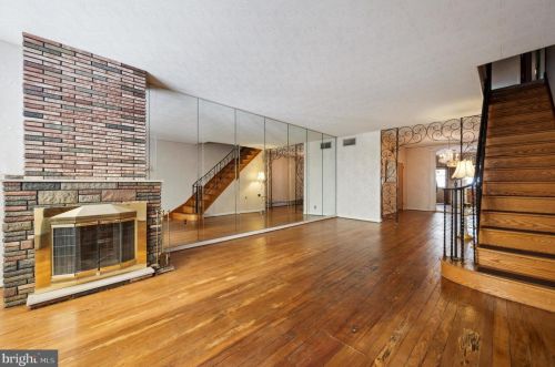 2217 13th St, Philadelphia PA  19133-1010 exterior