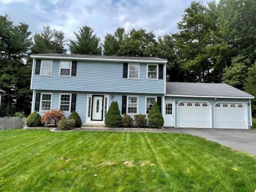 11 Candia St, Nashua, NH 03063-1134