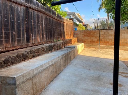 728 21 Ave, Honolulu HI  96816-4516 exterior