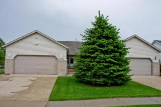 2804 Wheatland Dr, Fargo, ND 58103-7892