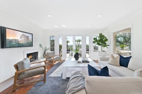 25 Blue Smt, Irvine CA  92603-0168 exterior