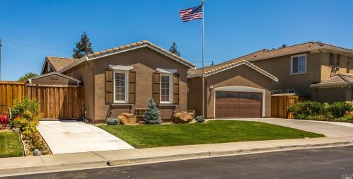161 Sage Sparrow Cir, Vacaville, CA 95687-7764