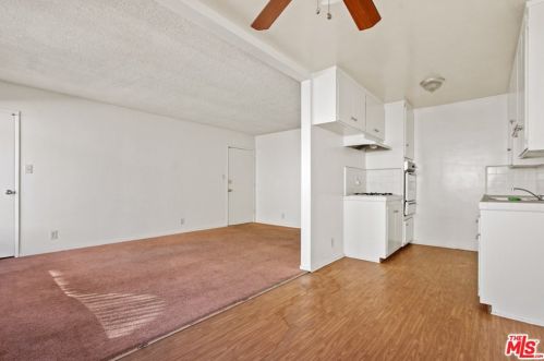 228 Stepney St, Inglewood, CA 90302-5707