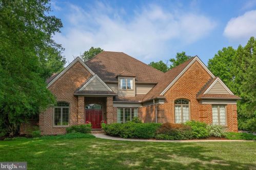 1170 Wyndsong Dr, York, PA 17403-4492