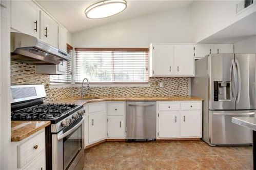 1 Sewell Ave, Piscataway, NJ 08854-2153