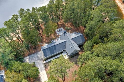 209 York Pl, Mc Cormick, SC 29835-3410