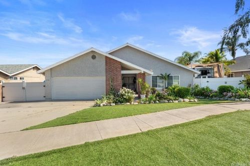 574 Helena Ct, Upland, CA 91786-2346