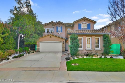 124 Forrester Ct, Simi Valley, CA 93065-8228