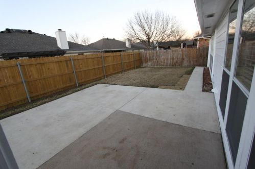 601 Coal Crk Dr, Midlothian TX  76063-4066 exterior