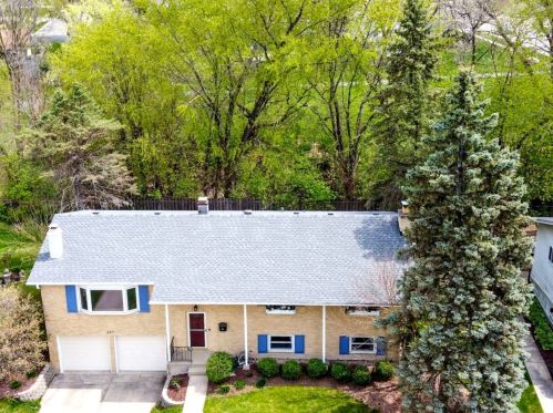 347 Williams Dr, Palatine, IL 60074-4188