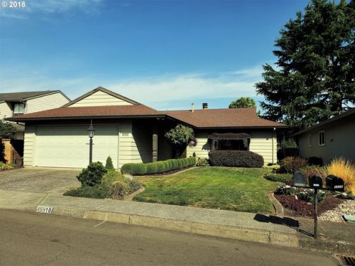 15510 Oaktree Ln, Portland, OR 97224-5650