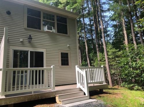64 Woodland Grn, Rochester, NH 03868-5718