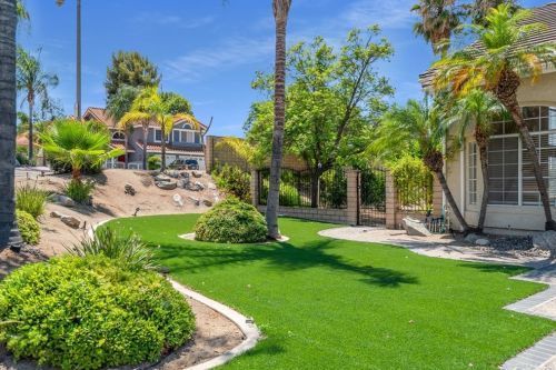 6823 Laurelbrook Dr, Riverside, CA 92506-6268