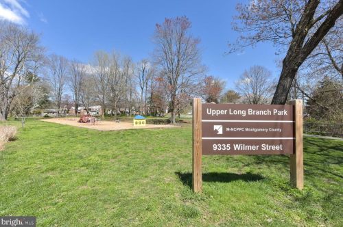 9305 Mintwood St, Silver Spring MD 20901-3523 exterior