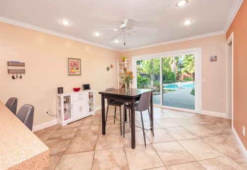 3975 Beechwood Pl, Riverside CA  92506-1160 exterior