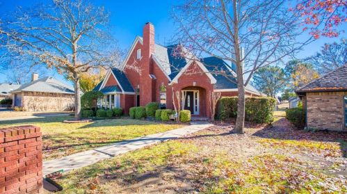 1304 Fairfax Dr, Midlothian, TX 76063-2965