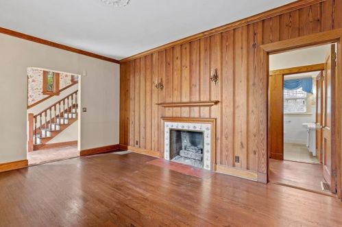 5 Brookhaven Dr, Atlanta GA  30319-1143 exterior