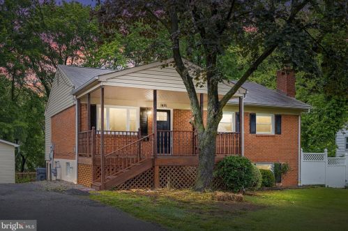 1416 Idaho St, Woodbridge, VA 22191-3706