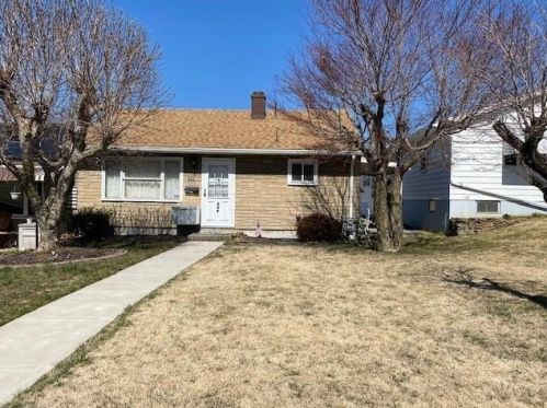 545 Juniata St, Allentown, PA 18103-8221