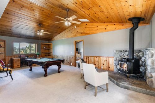 15441 Glenshire Dr, Truckee CA  96161-1306 exterior