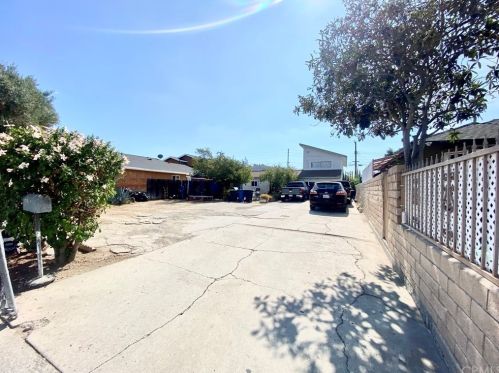 18862 Vine Ave, Orange, CA 92869-3542