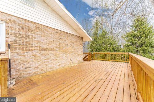 908 Devere Dr, Silver Spring MD 20903-1625 exterior