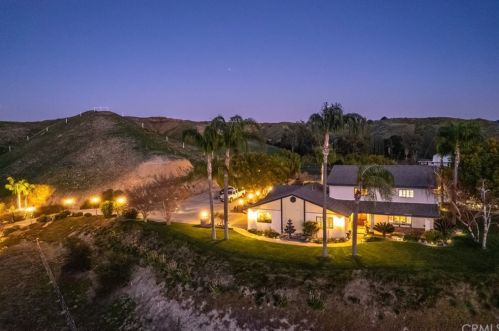 22825 Milton Ct, Colton, CA 92324-9634