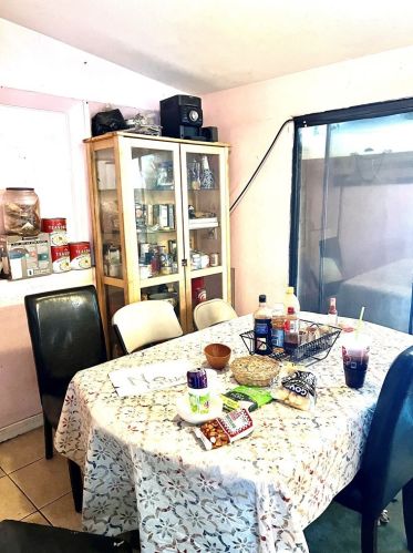 630 Spires St, Vista, CA 92083-3432