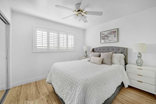 8696 La Playa Cir, Santa Ana CA 92708-5010 exterior