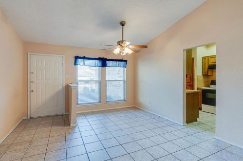 7909 Katie Ln, Fort Worth TX 76148-1512 exterior