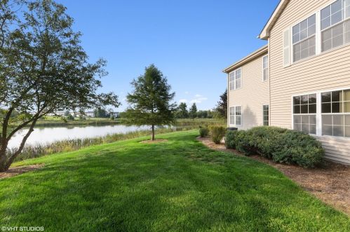 420 Lancaster Dr, Pingree Grove, IL 60140-9155